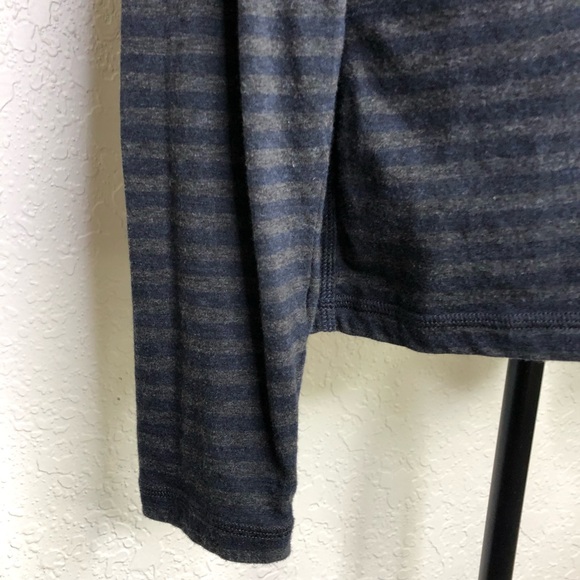 Cabi Odyssey gray navy stripe turtleneck knit tunic top size Extra Large XL 3225 - Picture 5 of 16